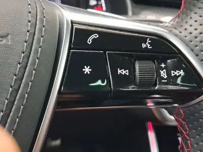 Audi S6 Avant – Foto 22