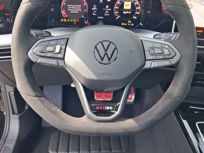 Volkswagen Golf GTI – Foto 9