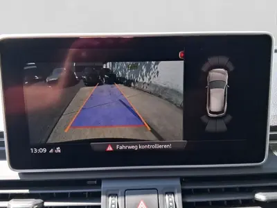 Audi SQ5 – Foto 12