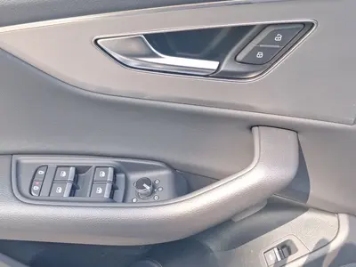 Audi Q8 – Foto 8