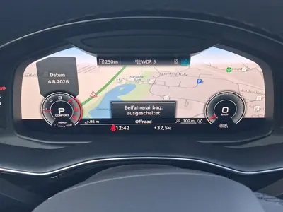 Audi Q8 – Foto 10