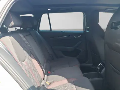 Skoda Octavia – Foto 6