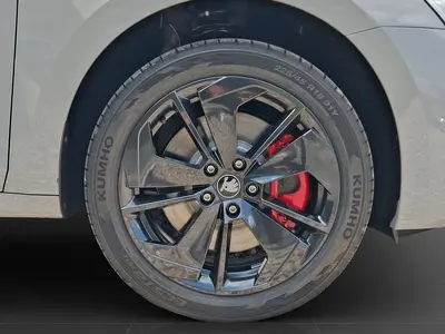 Skoda Octavia – Foto 7