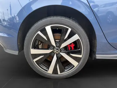 Volkswagen Golf – Foto 7