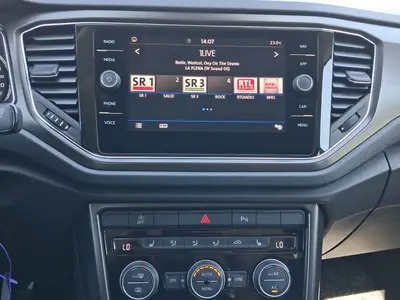 Volkswagen T-Roc – Foto 12
