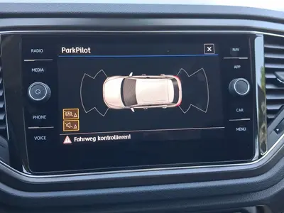 Volkswagen T-Roc – Foto 16