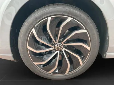 Volkswagen Golf – Foto 7