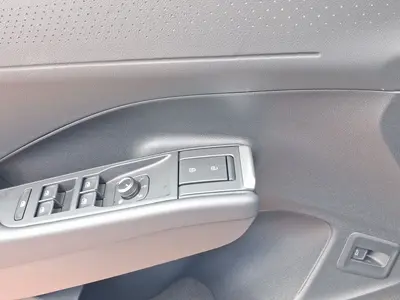 Volkswagen T-Roc – Foto 8