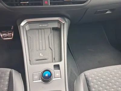 Volkswagen T-Roc – Foto 11