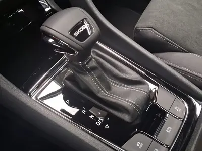 Skoda Karoq – Foto 11