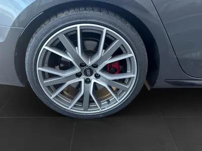 Audi A4 Avant – Foto 7
