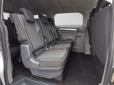 Volkswagen T7 Caravelle – Foto 8