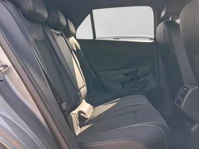 Volkswagen T-Roc – Foto 6