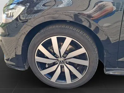 Volkswagen Touran – Foto 7
