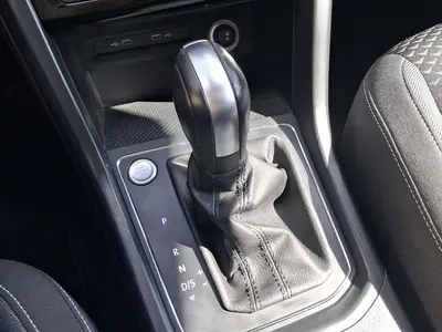Volkswagen Touran – Foto 11