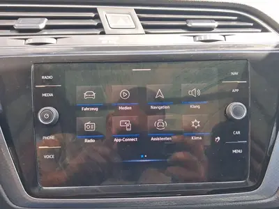 Volkswagen Touran – Foto 15
