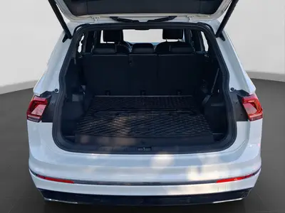 Volkswagen Tiguan Allspace – Foto 17