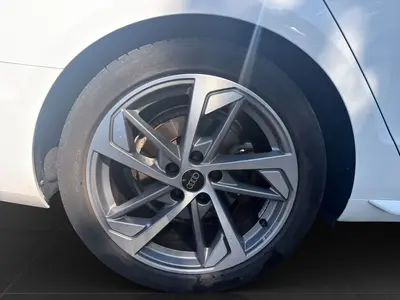 Audi A4 Avant – Foto 7