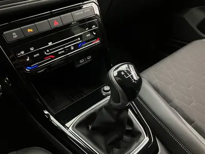Volkswagen T-Cross – Foto 11