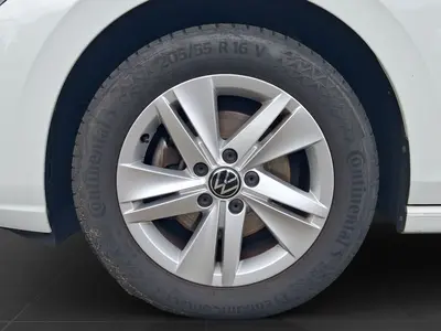 Volkswagen Golf – Foto 7