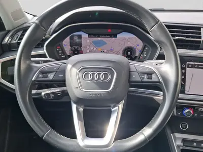 Audi Q3 – Foto 9