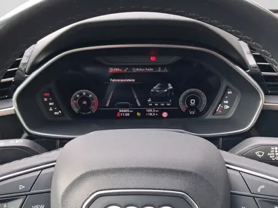 Audi Q3 – Foto 10