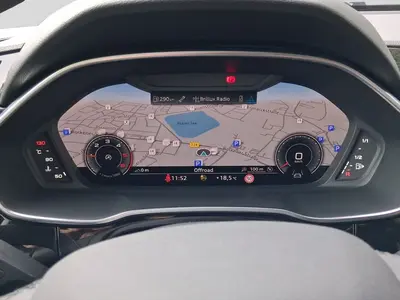 Audi Q3 – Foto 15