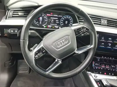 Audi Q8 e-tron – Foto 9