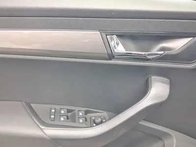 Skoda Karoq – Foto 8