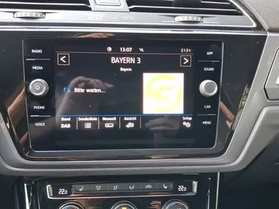 Volkswagen Touran – Foto 15