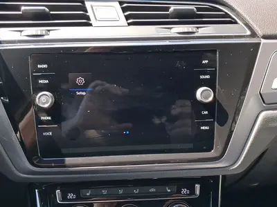 Volkswagen Touran – Foto 16