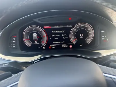 Audi Q8 – Foto 10