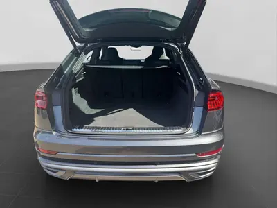 Audi Q8 – Foto 17