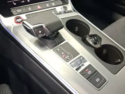 Audi S6 Avant – Foto 11
