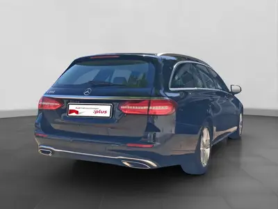 Mercedes-Benz E 200 – Foto 3