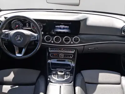 Mercedes-Benz E 200 – Foto 5