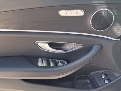 Mercedes-Benz E 200 – Foto 8