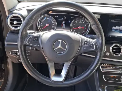 Mercedes-Benz E 200 – Foto 9