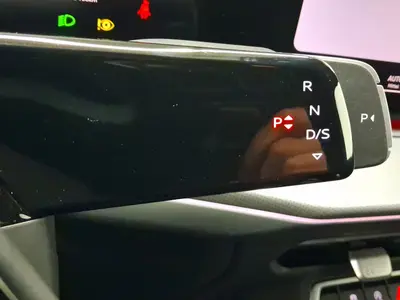 Audi Q3 – Foto 11