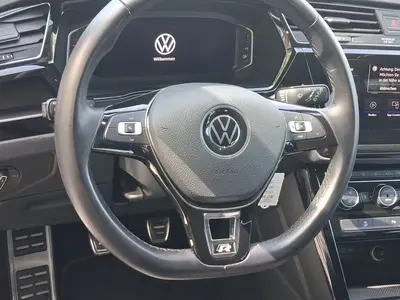 Volkswagen Touran – Foto 9