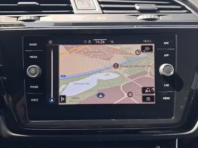 Volkswagen Touran – Foto 13