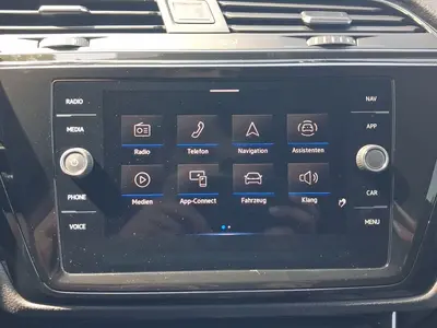 Volkswagen Touran – Foto 15
