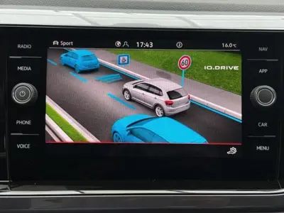 Volkswagen Polo – Foto 15