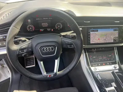 Audi Q8 – Foto 9