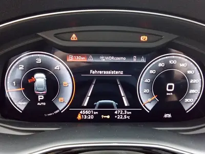 Audi Q8 – Foto 10