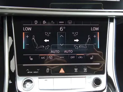 Audi Q8 – Foto 13