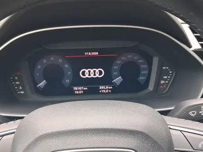 Audi Q3 – Foto 10