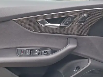 Audi Q8 – Foto 8