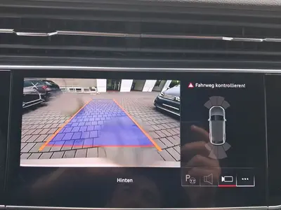 Audi Q8 – Foto 16