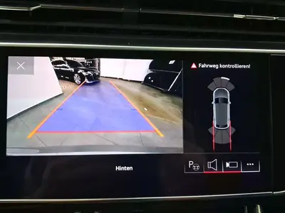 Audi Q8 – Foto 15